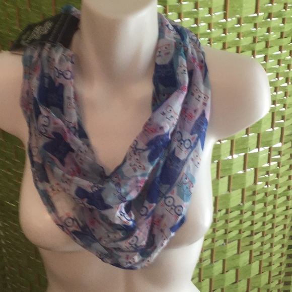 🐱NWT Just Too Adorable & So Much Fun Fashion Cat Scarf Wardrobe Must Have 🐱 - Picture 5 of 5